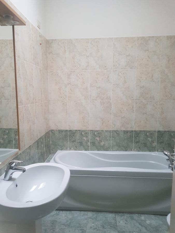 Lecco Centro - Casa Indipendente Apartment Luaran gambar